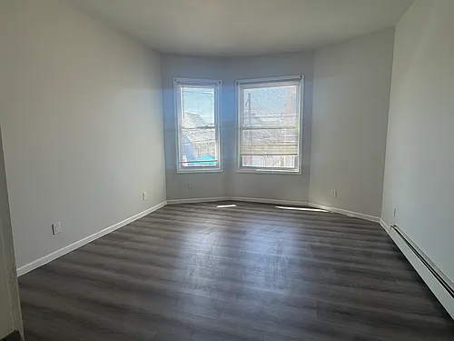 109 Frank E Rodgers Blvd N Photo 1