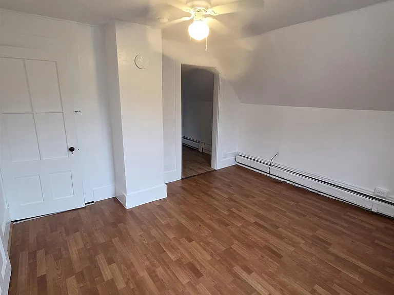 271 Main St — Photo 2