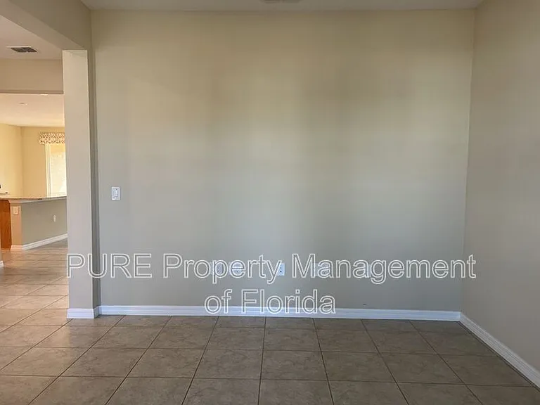 10376 SW 99th St — Photo 6