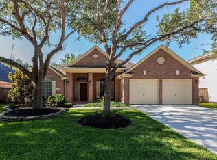 1827 River Trl, Sugar Land, TX 77479