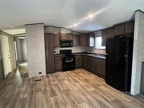 3rd image of 310 Hester Ave #26