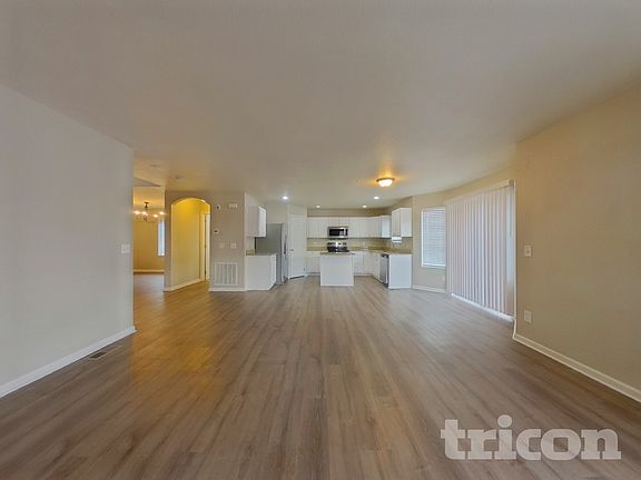 2nd image of 1933 Prairie Hill Dr