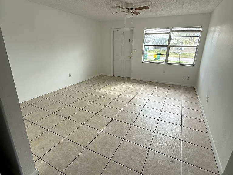 2456 Mercury Dr — Photo 14