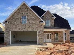 307 Falls Dr, Bonaire, GA 31005
