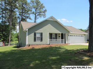 56 Woodham Dr, Albertville, AL 35951