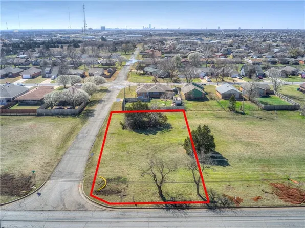 130769712 Ione Dr, Oklahoma City, OK 73122