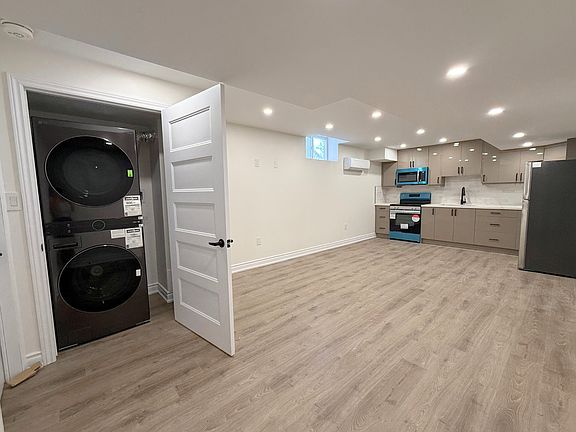 4th image of 203 Rockledge Dr