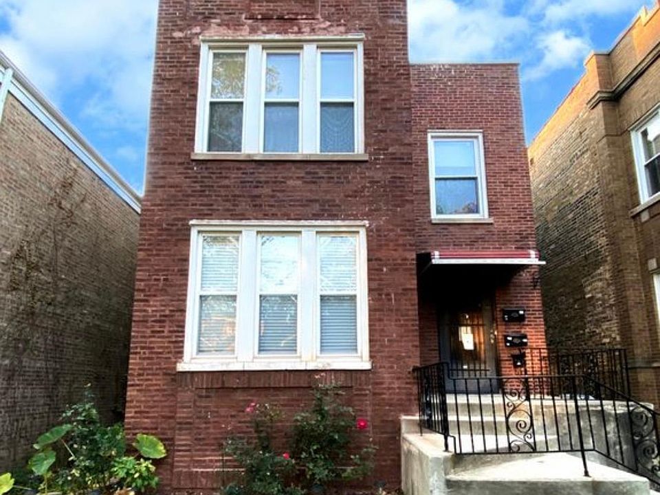 1st image of 5424 N Sawyer Ave #2