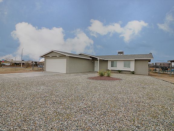 2nd image of 16353 Northwood Dr