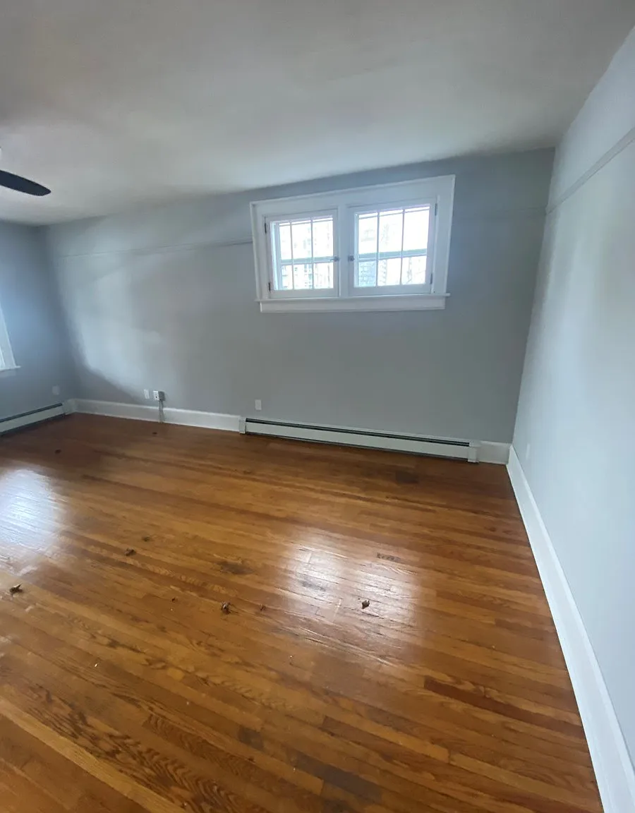 216 King Street South Waterloo — Photo 4
