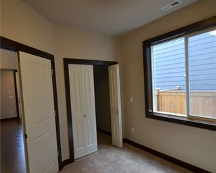 19414 Meridian Dr SE — Photo 11