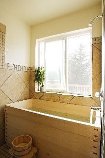 Japanese Wooden Soaking Tub