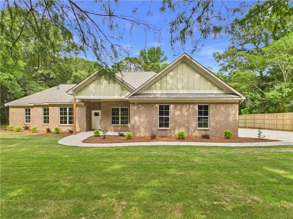 7123 Lee Road 240, Phenix City, AL 36870