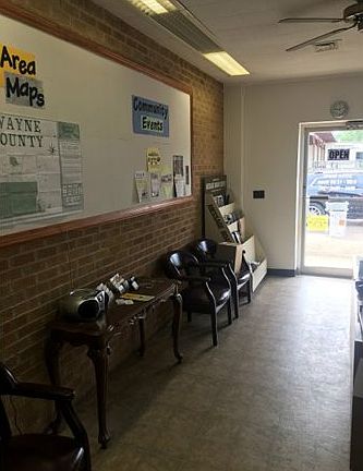 5th image of 217 S Main St
