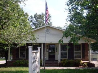 322 W Franklin St, Hartwell, GA 30643