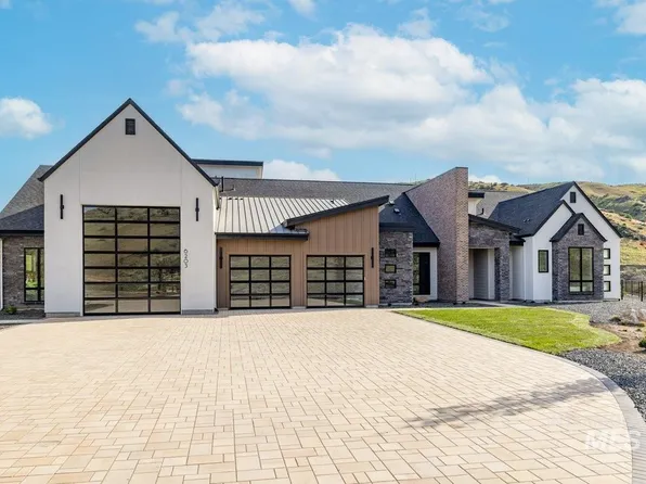 6203 E Reece Ct #850, Garden City, ID 83714