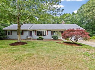 166 Carriage Ln, Barnstable, MA 02630