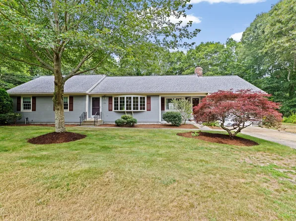 166 Carriage Lane, Barnstable, MA 02630