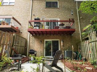 9745 Summer Park Ct, Columbia, MD 21046