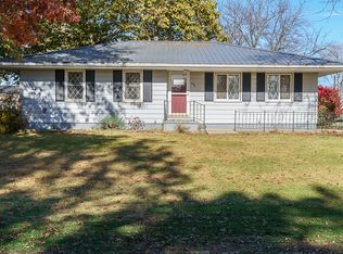 306 1st St SW, Swisher, IA 52338