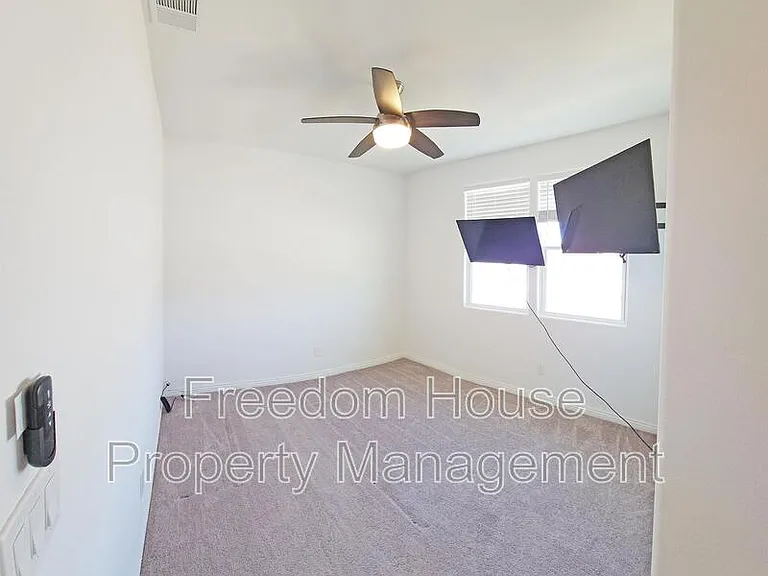 3575 E Wallowa Dr — Photo 32