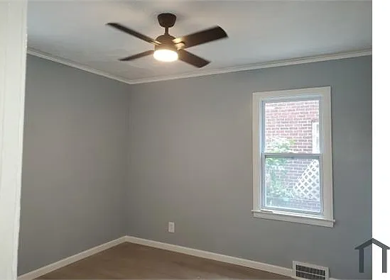 10058 Greensboro St — Photo 23