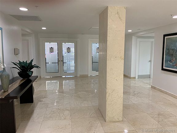 3rd image of 4600 SE Ocean Blvd #601