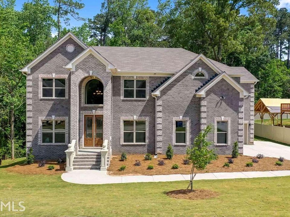 1st image of 1613 Madison Ln #28