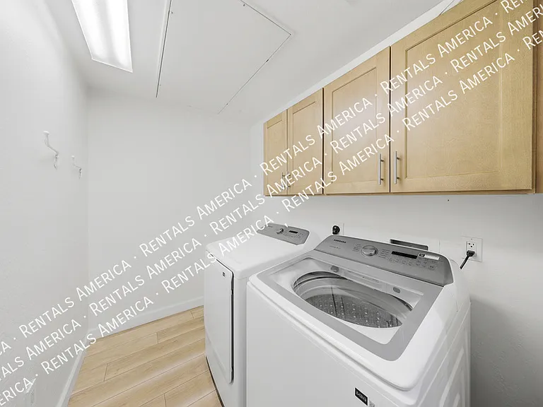 2302 N Central Ave #409 — Photo 11