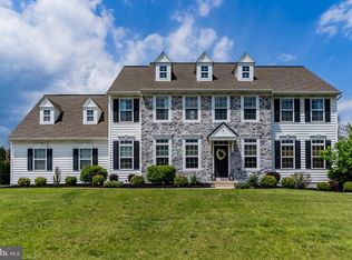 8 Braxton Rd, Mechanicsburg, PA 17050