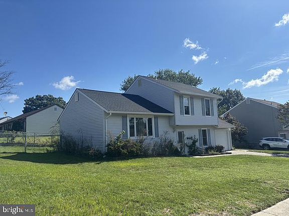 3rd image of 48 Georgetown Blvd