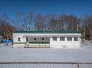 3001 Pepperhill Rd, Akron, OH 44312