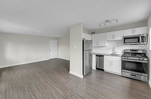 Oasis Apartments Photo 1