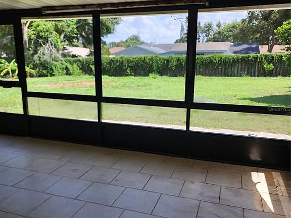 3rd image of 129 Flora Dr