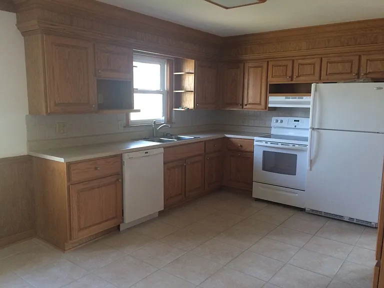 1358 Pottery Rd — Photo 5