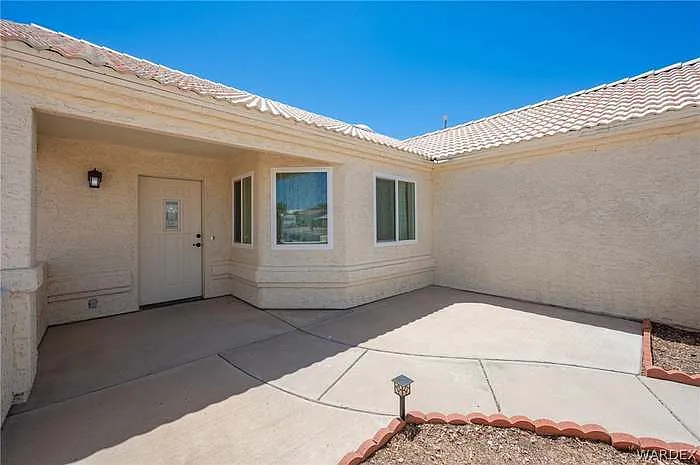 3 bed, 1617 sqft, $1,875 — Photo 3