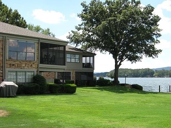 2nd image of 1201 Lakeshore Dr