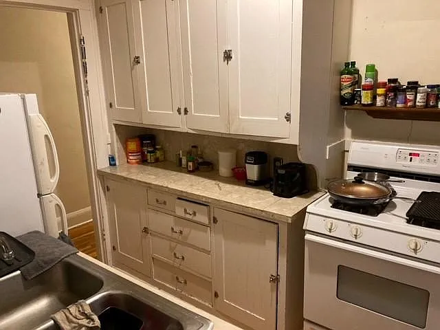 1845 Portland Ave #1 — Photo 11