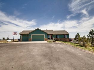 7745 Sun Country Dr, Elizabeth, CO 80107