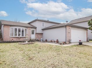 1037 Laguna Ct, Romeoville, IL 60446