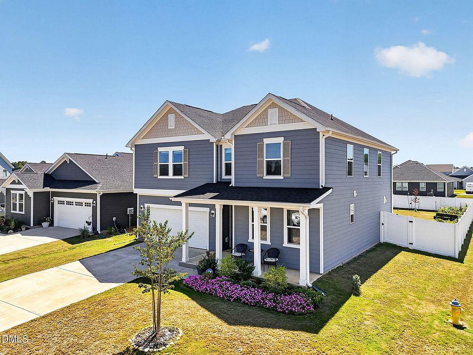 1st image of 43 Frasier Fir Way