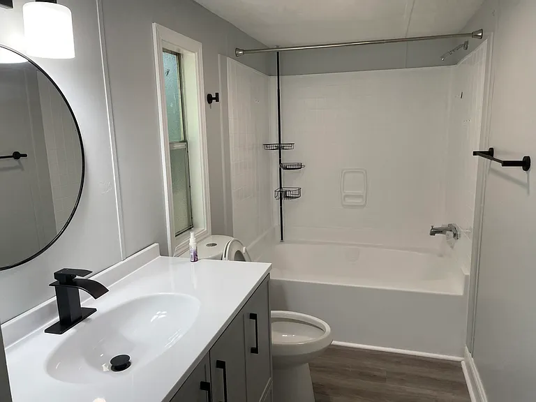 1700 Elrod Rd #6 — Photo 7