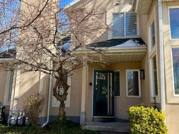 1140 E Parkway Ave APT C2