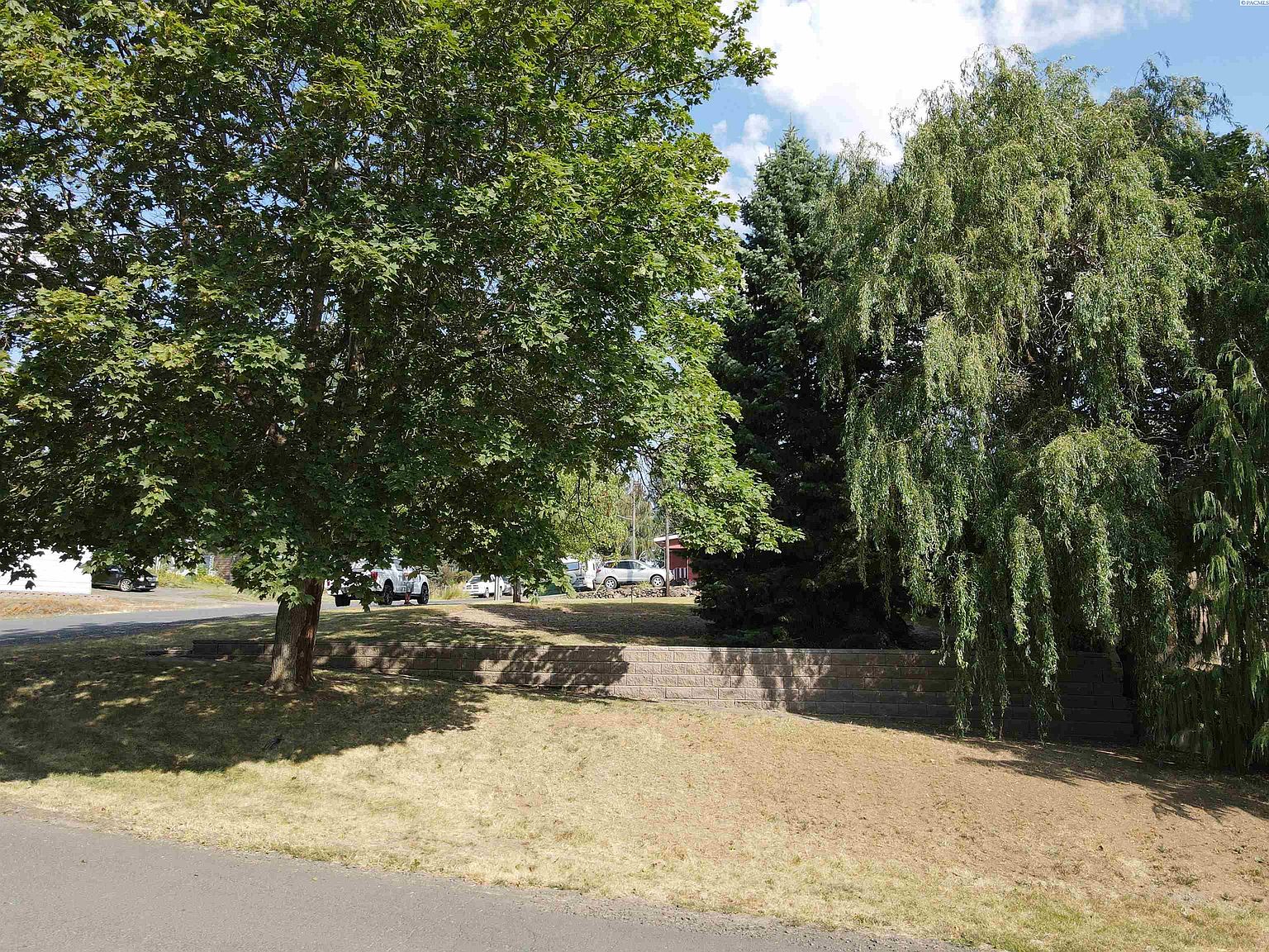 204 8th St, Garfield, WA 99130 Zillow