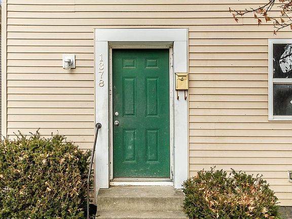 2nd image of 1378 Loretta Ave
