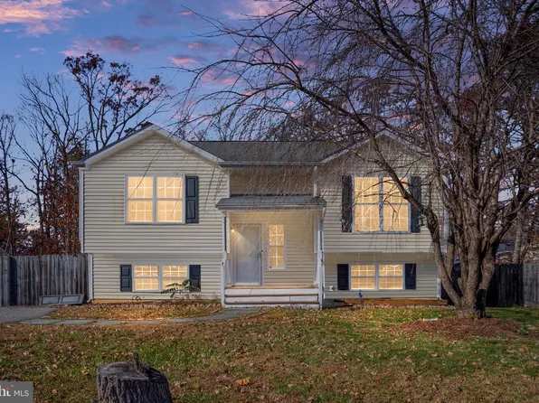 8704 Romona Ct, Fredericksburg, VA 22407