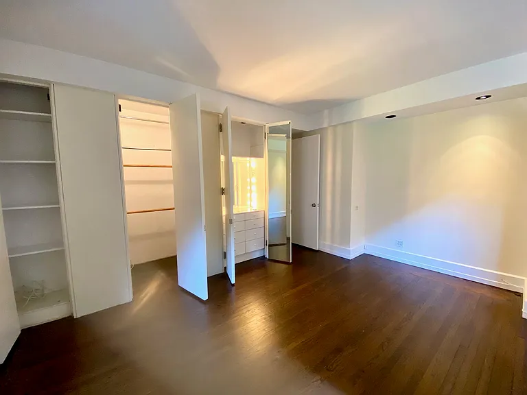 50 E 72nd St #2C — Photo 10