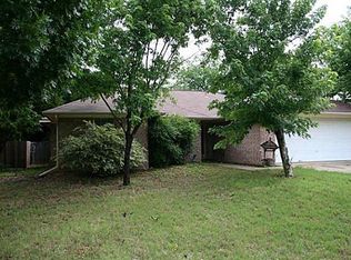 2518 Hillside Dr, Corinth, TX 76210