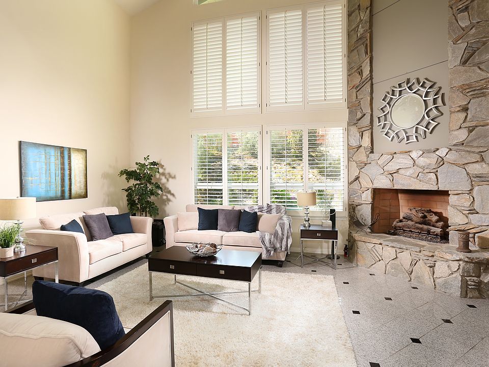 1st image of 2515 Flintridge Dr