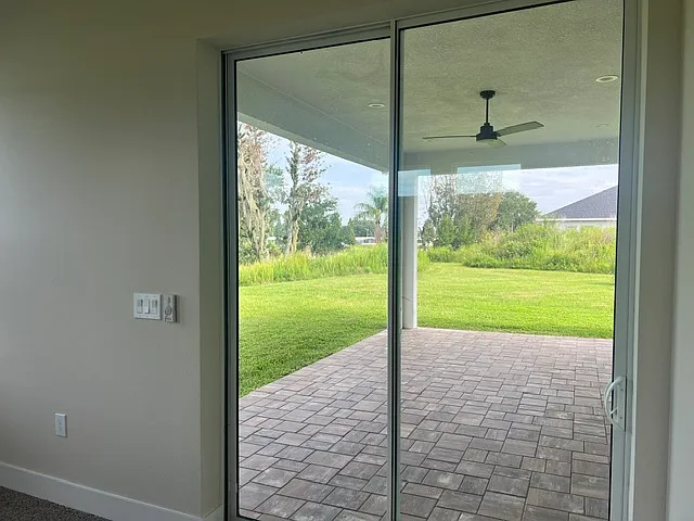 2104 Sarah Way — Photo 10